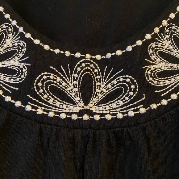 Croft & Barrow Black Knit 3/4 Sleeve White Embroidered Top Blouse Medium Cotton - Picture 4 of 8